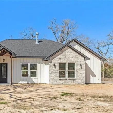 Buy this 3 bed house on US 79 in Franklin, TX 77856