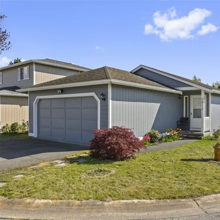 Buy this 2 bed house on 2812 Spring Lane Avenue in Lakewood, Marysville