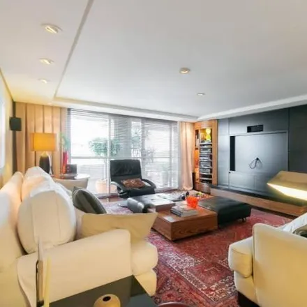 Buy this 4 bed apartment on Avenida Silva Jardim 1240 in Rebouças, Curitiba - PR
