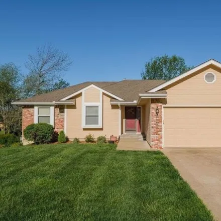 Buy this 4 bed house on 1053 Southwest Harvey Street in Topeka, KS 66604