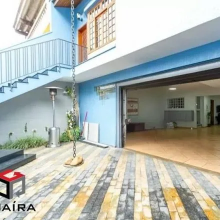 Rent this 4 bed house on Rua Eugênio Aronchi in Centro, São Bernardo do Campo - SP