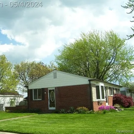Image 2 - 34812 Whittaker Street, Clinton Township, MI 48035, USA - House for sale