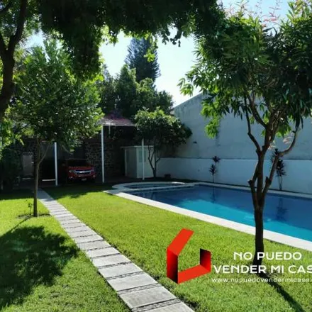 Buy this 5 bed house on Calle Cayo Hueso in Burgos Bugambilias, 62590 Tres de Mayo