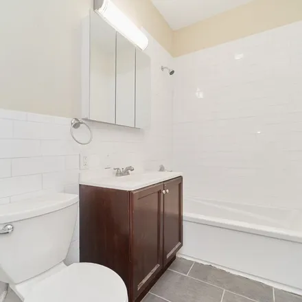 Rent this 1 bed townhouse on 460 West 145th Street in New York, NY 10031