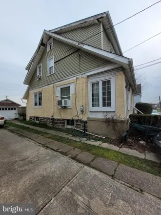 Image 2 - 28 East Broadway Avenue, Clifton Heights, Delaware County, PA 19018, USA - House for sale