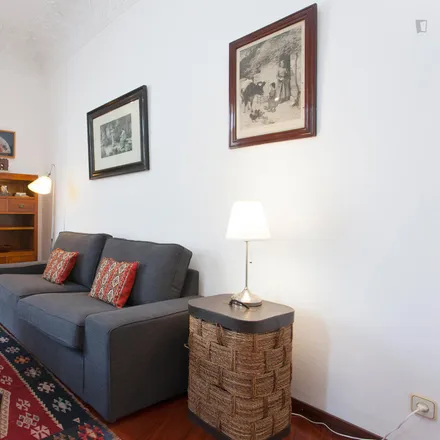 Image 5 - Carrer d'Enric Granados, 22, 08001 Barcelona, Spain - Apartment for rent