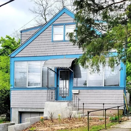 Buy this 3 bed house on 95 Emerson Street in West Hills, New Haven
