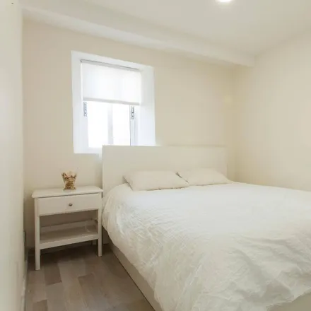 Rent this 1 bed apartment on Carrer de Sant Ramon in 5, 08001 Barcelona