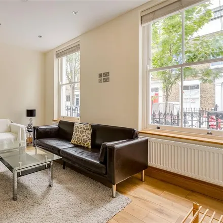 Rent this 4 bed townhouse on 11 Haverstock Street in London, N1 8BX