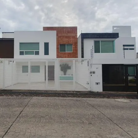 Buy this studio house on Calle Senda de la Inspiración in Delegación Cayetano Rubio, 76060 Querétaro