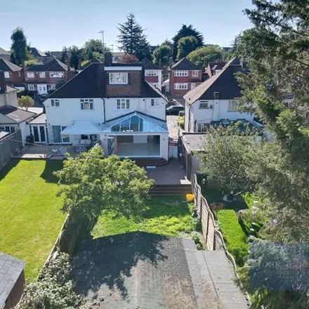 Image 4 - Lechmere Avenue, Grange Hill, Chigwell, IG7 5EZ, United Kingdom - Duplex for sale