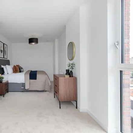 Rent this 1 bed apartment on Arnold Hills House in Thunderer Street, London