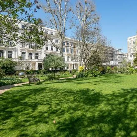 Image 1 - 37 Earl's Court Square, London, SW5 9BY, United Kingdom - Room for rent