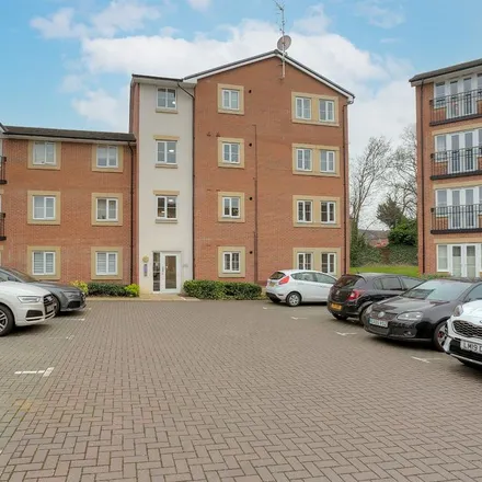 Rent this 2 bed apartment on Plantation Close in Watford, WD23 2PG