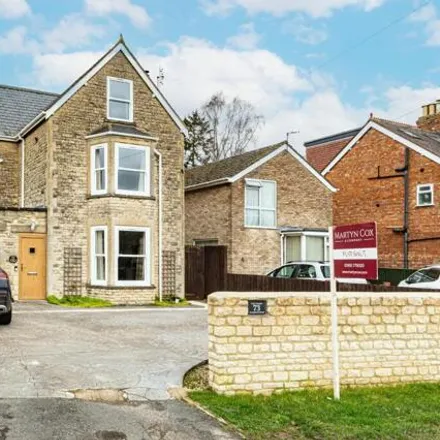 Buy this 5 bed house on 65 Woodstock Road in Witney, OX28 1DU