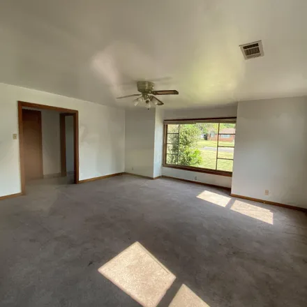 Image 3 - 1400 Parkway Drive, Arrowhead Manor, North Little Rock, AR 72118, USA - House for sale