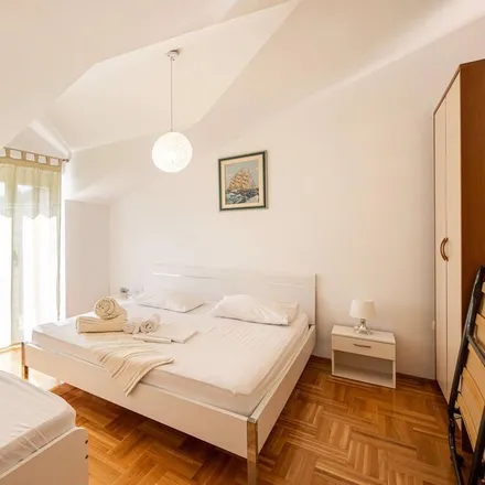 Image 6 - Grad Trilj, Split-Dalmatia County, Croatia - House for rent