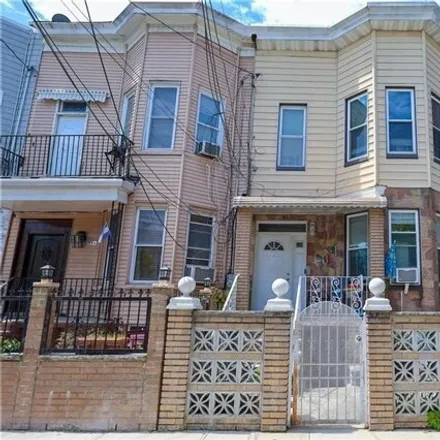 Buy this 6 bed house on 114 Shepherd Avenue in New York, NY 11208