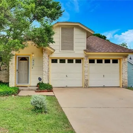 Image 2 - 910 Great Britain Boulevard, Austin, TX 78715, USA - House for sale