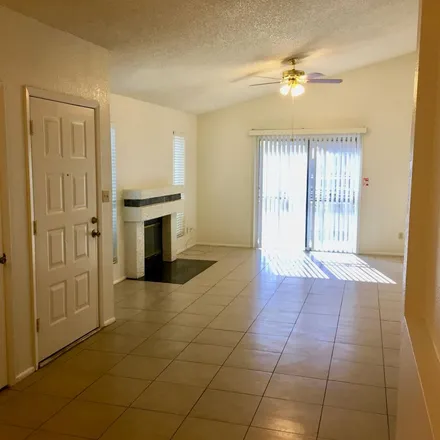 Image 2 - 7020 West Olive Avenue, Peoria, AZ 85345, USA - Apartment for rent