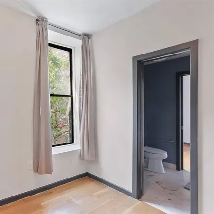 Image 3 - 161 West 120th Street, New York, NY 10027, USA - Room for rent