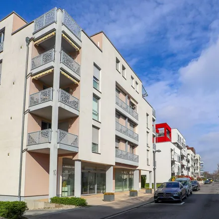 Rent this 3 bed apartment on Emil-Nolde-Straße 10 in 67061 Ludwigshafen am Rhein, Germany