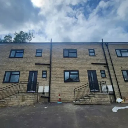 Image 1 - Wharf Street, Dewsbury, WF12 9AU, United Kingdom - Townhouse for rent