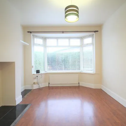 Rent this 3 bed apartment on 2 Lilac Crescent in Beeston, NG9 1PD