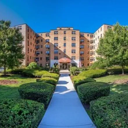 Buy this 1 bed condo on Wynnewood Plaza in 346 East Lancaster Avenue, Lower Merion Township