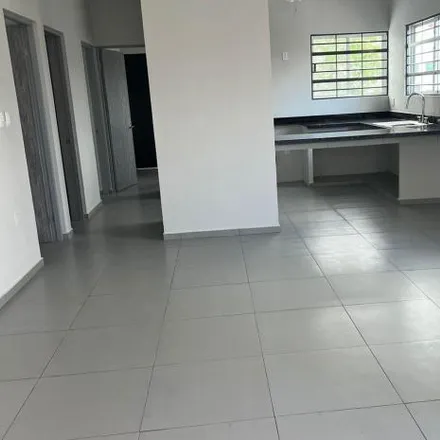 Rent this 2 bed apartment on Colegio Columbia in Prolongación Francita, 89110 Tampico