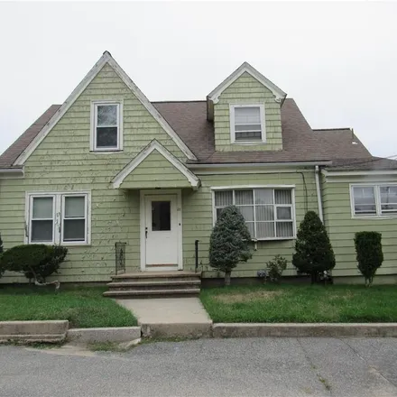 Buy this 3 bed house on 25 Hymer Street in Providence, RI 02908