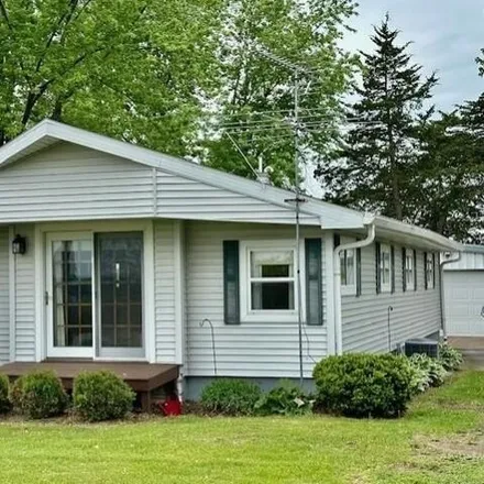 Buy this 3 bed house on Roeser Road in Prairie du Sac, Sauk County