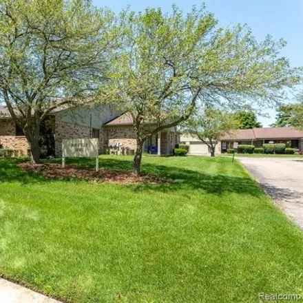 Image 3 - 5529 Mansfield Ave, Sterling Heights, Michigan, 48310 - Condo for sale