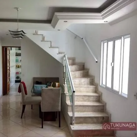 Buy this 3 bed house on Rua Igarité 394 in Vila Nilo, São Paulo - SP