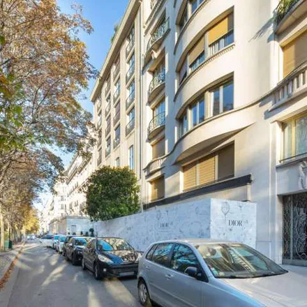 Image 8 - 35 Avenue Montaigne, 75008 Paris, France - Apartment for rent