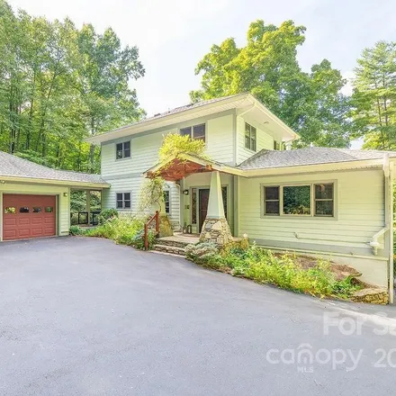 Buy this 3 bed house on 18 Ridgeview Way in Buncombe County, NC 28803