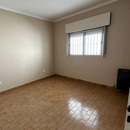 Rent this studio house on Lago Argentino 1601 in Partido de Lomas de Zamora, B1834 GMJ Lomas de Zamora