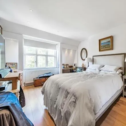 Image 1 - Warriner Gardens, London, SW11 4GD, United Kingdom - Apartment for sale