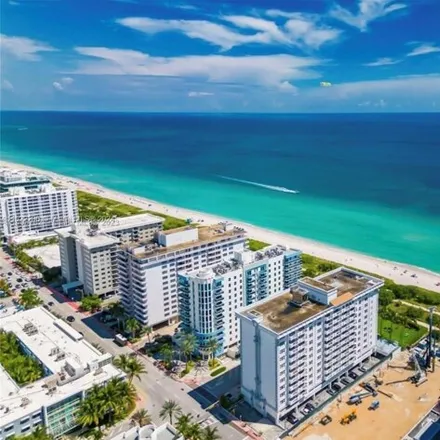 Image 1 - Carlisle on the Ocean, 9195 Collins Avenue, Surfside, FL 33154, USA - Condo for rent