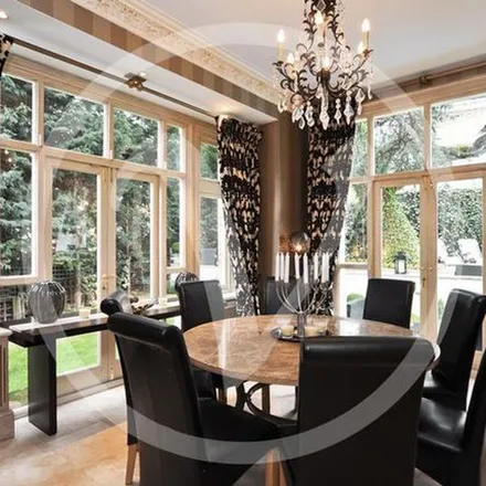 Image 2 - Quality Hotel Hampstead, 5 Frognal, London, NW3 6AL, United Kingdom - Apartment for rent