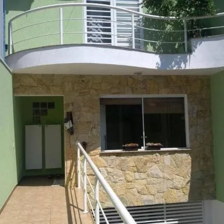 Buy this 3 bed house on Seek Rastreadores in Rua Drava 329, Moinho Velho