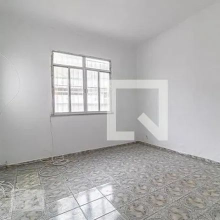 Rent this 2 bed house on Avenida dos Mananciais 558 in Taquara, Rio de Janeiro - RJ