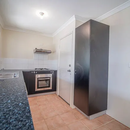 Image 2 - Belgravia Street, Cloverdale WA 6105, Australia - Apartment for rent