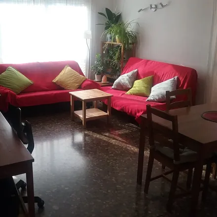 Image 2 - l'Hospitalet de Llobregat, Districte II, CT, ES - Apartment for rent
