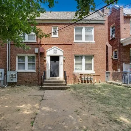 Buy this 8 bed house on 1508 V Street Southeast in Washington, DC 20020
