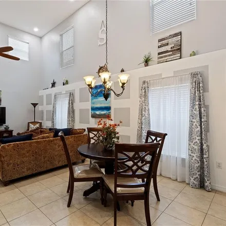 Image 7 - 2122 Whispering Trails Boulevard, Winter Haven, FL 33884, USA - House for sale