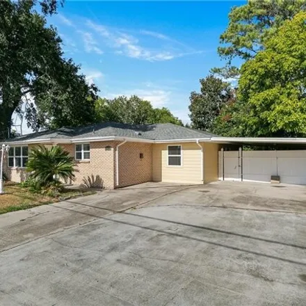 Buy this 3 bed house on 1917 Bonnie Ann Drive in Marrero, LA 70072