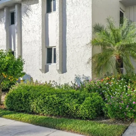 Buy this 2 bed condo on 500 Compass Drive in Fort Pierce, FL 34949