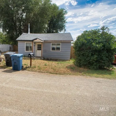 Image 2 - 119 Holly Street, Caldwell, ID 83605, USA - House for sale