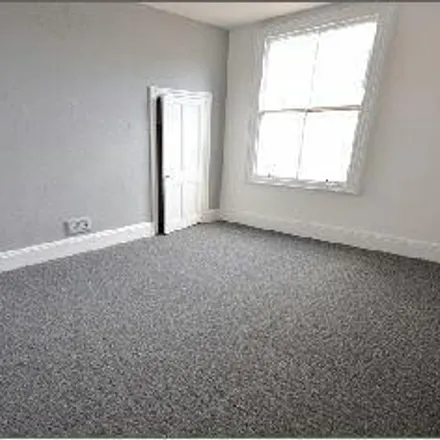 Image 5 - Hainton Avenue, Grimsby, DN32 9BT, United Kingdom - Apartment for rent